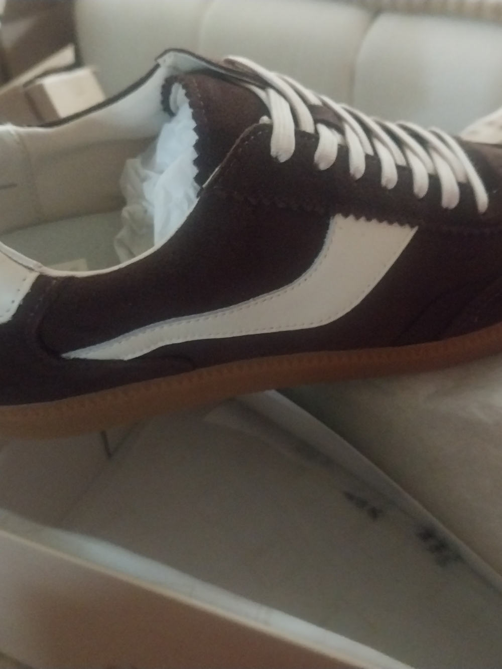 Womens Dolce Vita Brown Suede Athletic Sneakers with White Accent. Size 10.5 - Picture 4 of 7